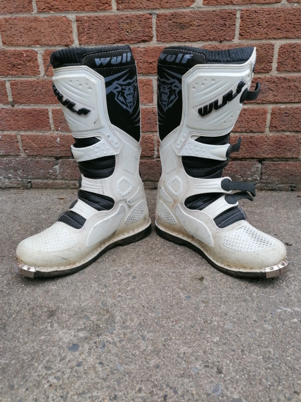 wulf motocross boots